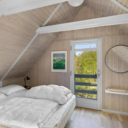 3 Bedroom Cozy In Højslev