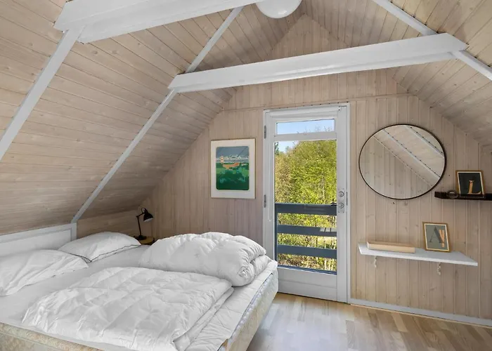 3 Bedroom Cozy In Højslev